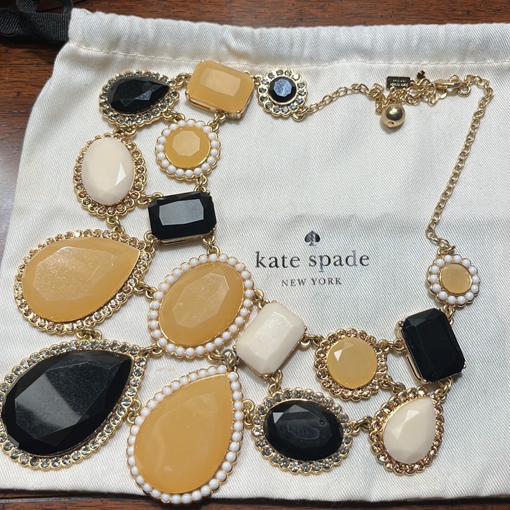 Kate Spade bib necklace . Excellent condition